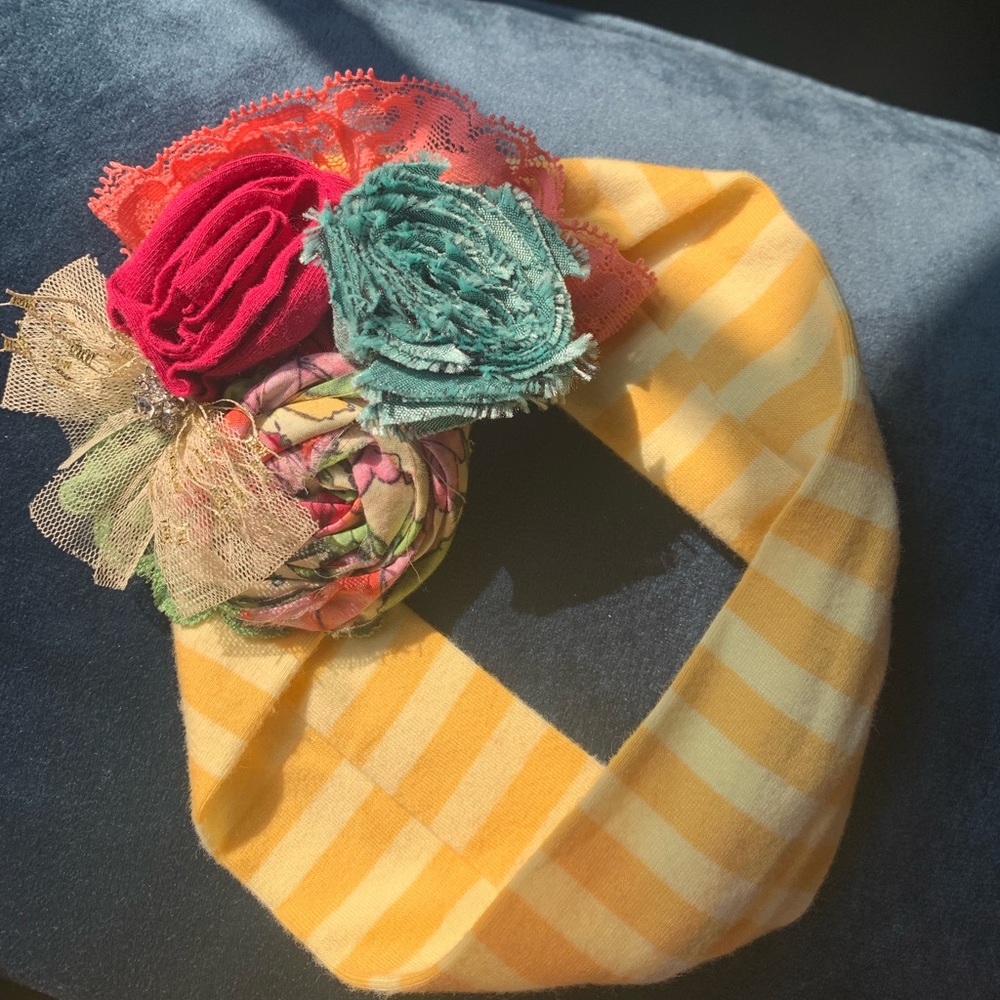 Persnickety headband